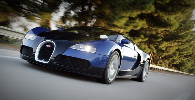 Bugatti Veyron 16.4 Grand Sport - schick, aber kaum Platz für einen Kindersitz