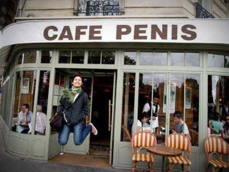 Ein eher unpassender Name für ein Café: Das Café Penis.