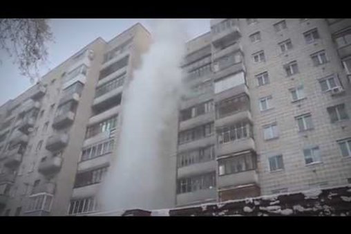 Experimente im russischen Winter: Aus kochendem Wasser wird Eiswasser
