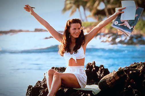 In Pearl Harbour trug man Bikini... Dumm nur, dass dieser erst Jahre später erfunden wurde!