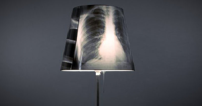 Lampe mit Röntgenbild