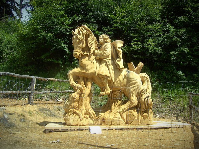 Unglaubliches Kunstwerk aus Holz